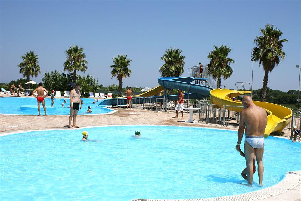 Alba Azzurra - Cdshotels Torre dell'Orso Extérieur photo