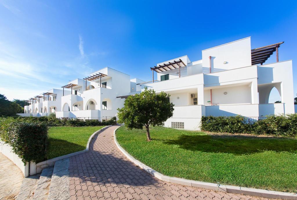 Alba Azzurra - Cdshotels Torre dell'Orso Extérieur photo