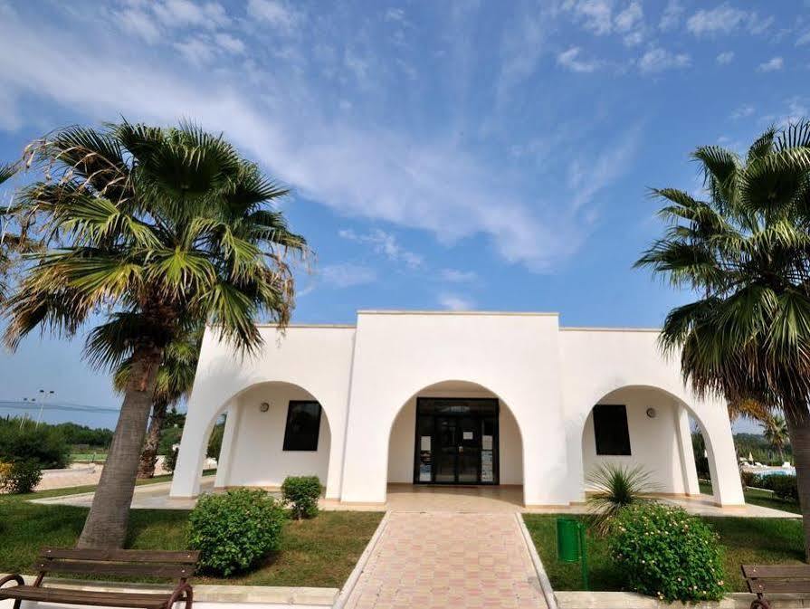 Alba Azzurra - Cdshotels Torre dell'Orso Extérieur photo