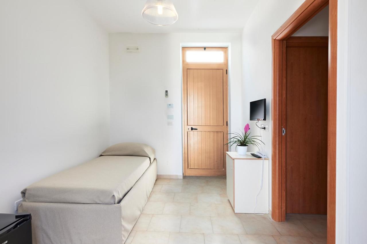 Alba Azzurra - Cdshotels Torre dell'Orso Extérieur photo